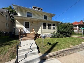 302 Park Ave in Council Bluffs, IA - Building Photo