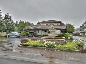 600 Moraga Rd in Moraga, CA - Building Photo