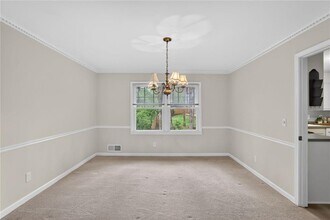 4624 Mountain Creek Dr in Roswell, GA - Building Photo - Building Photo