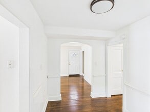 3905 Larchmont Ln in Richmond, VA - Building Photo - Building Photo