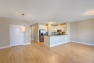 33 Rogers St, Unit T29 in Cambridge, MA - Foto de edificio - Building Photo