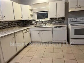 2524 N Loy Lake Rd in Denison, TX - Building Photo - Building Photo