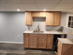 144 Oriole Rd in Levittown, NY - Building Photo - Building Photo