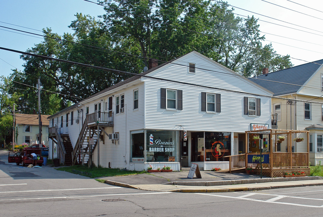 650 Main St in Westbrook, ME - Building Photo