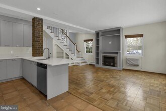 1400 Martha Custis Dr in Alexandria, VA - Building Photo - Building Photo