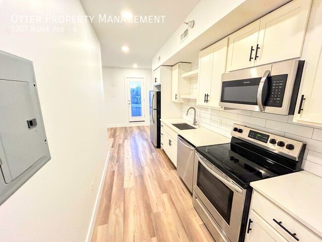 3207 Ridge Ave, Unit 4 in Philadelphia, PA - Building Photo - Building Photo