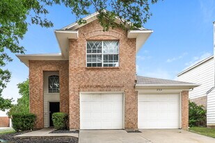 8564 Charleston Ave in Fort Worth, TX - Building Photo