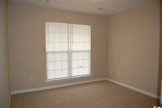 900 Watsonia Dr in Aiken, SC - Foto de edificio - Building Photo
