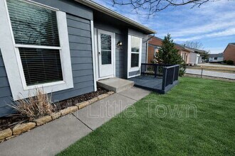 1670 N Halifax Wy in Aurora, CO - Building Photo - Building Photo