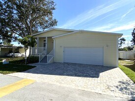80 John F Kennedy St in Dunedin, FL - Building Photo