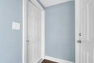8960 Sunset Strip in Sunrise, FL - Building Photo - Building Photo
