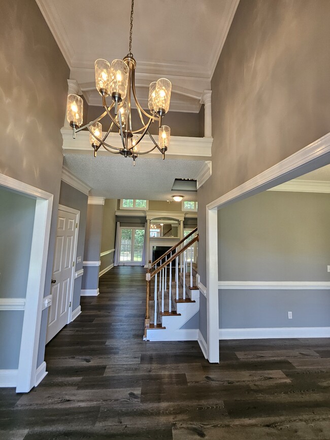 214 N Marion Dr in Goldsboro, NC - Building Photo - Building Photo