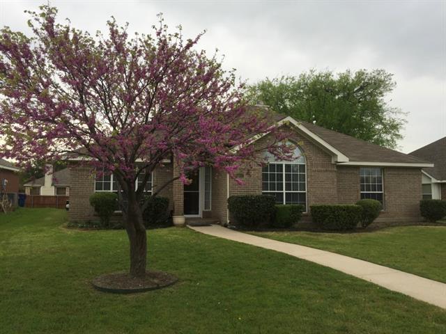 property at 7607 Jennifer Ln