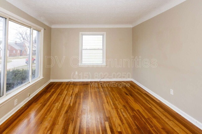 14209 Emery Ave in Cleveland, OH - Building Photo - Building Photo