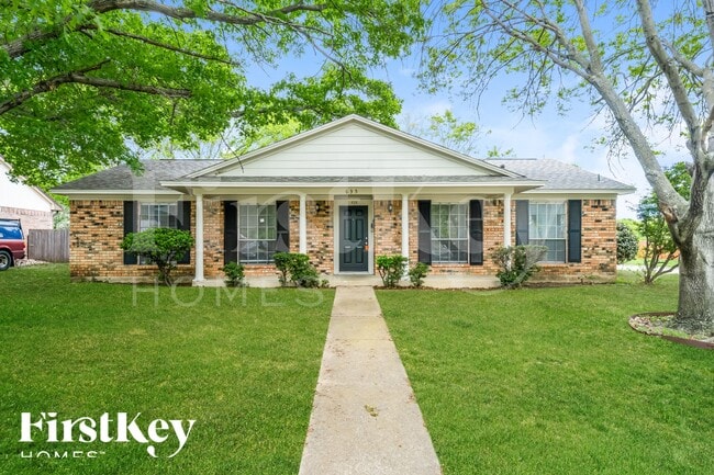 property at 635 Truman Ct