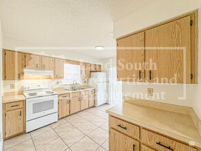 5816 Charlton Dr in Lakeland, FL - Building Photo - Building Photo