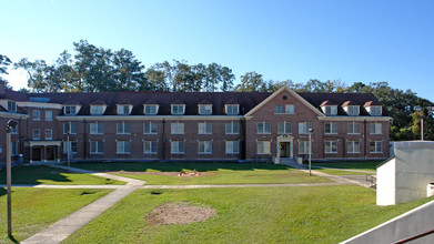 Truth Hall in Tallahassee, FL - Building Photo - Building Photo