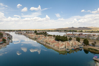 Silver Lakes in Helendale, CA - Foto de edificio - Building Photo