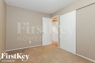 5180 Carey Ln in Hazelwood, MO - Building Photo - Building Photo