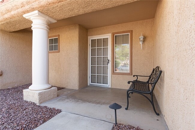 2432 Palmridge Dr
