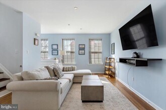 2724 Harris Ln in Baltimore, MD - Building Photo - Building Photo