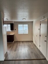 826 S Royal Ave in Eagle Point, OR - Building Photo - Building Photo