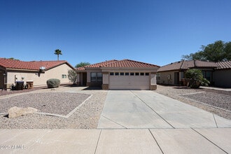 10550 W Via Del Sol in Peoria, AZ - Building Photo - Building Photo