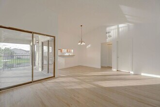 950 Constitution Dr in Homestead, FL - Building Photo - Building Photo