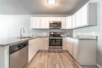 109 2nd Ave in Gravette, AR - Building Photo - Building Photo