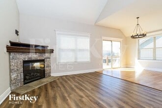 10511 Augusta Dr in Kansas City, KS - Foto de edificio - Building Photo