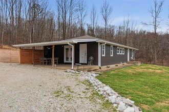 10730 Barren River Rd in Bowling Green, KY - Building Photo - Building Photo