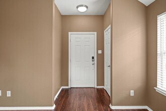 2813 Waterside Trail in Pearland, TX - Foto de edificio - Building Photo