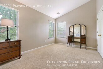 2391 Parsonage Woods Ln in Mount Pleasant, SC - Building Photo - Building Photo