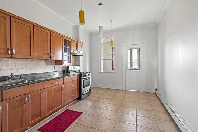 415 Gregory Ave in Weehawken, NJ - Building Photo - Building Photo