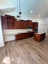 1033 Napa Way in Niceville, FL - Building Photo - Building Photo