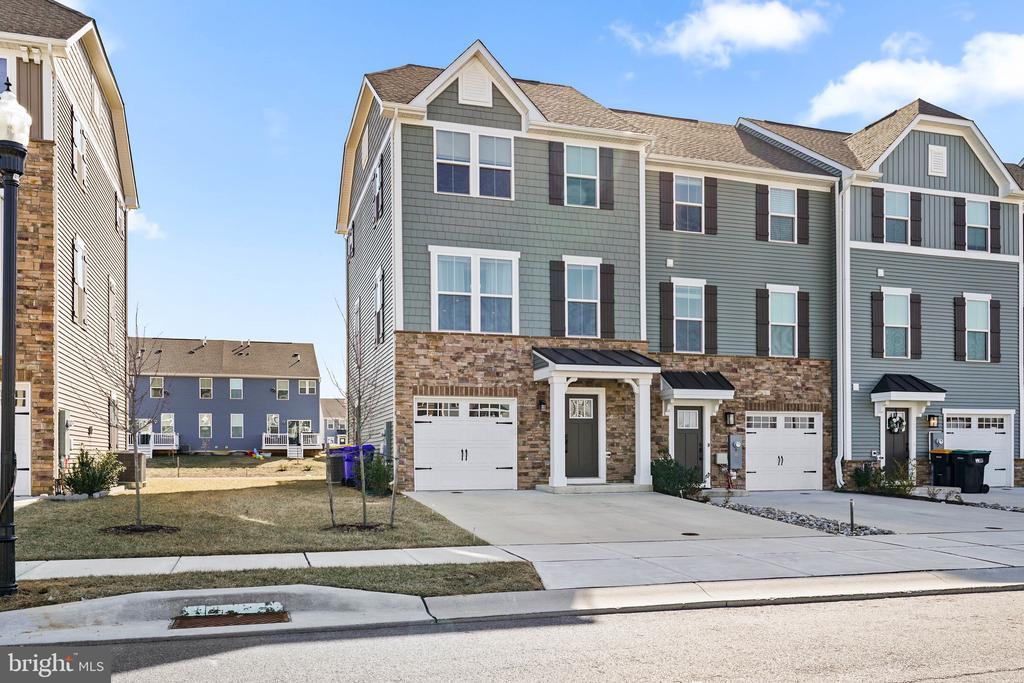 144 Fletcher Cir in Middletown, DE - Building Photo