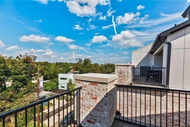 property at 1312 Tinnin Ford Rd