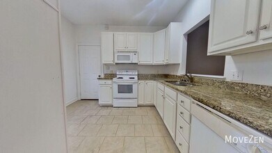 5006 Carleton Dr in Wilmington, NC - Building Photo - Building Photo