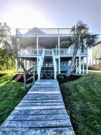 158 Big Hammock Point Rd in Sneads Ferry, NC - Building Photo - Building Photo