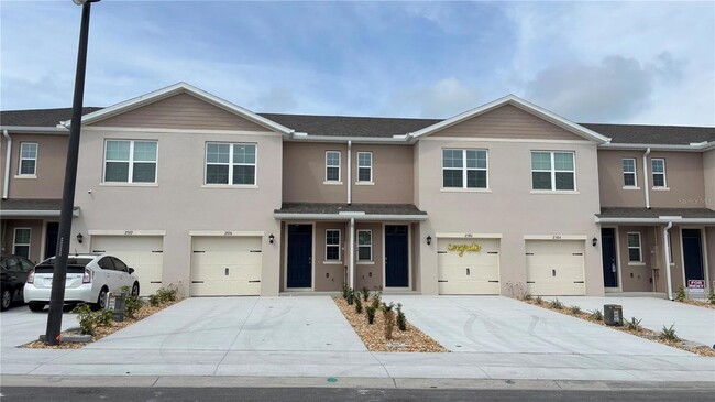 2376 Penguin Blvd, Unit 2057 in Davenport, FL - Building Photo - Building Photo