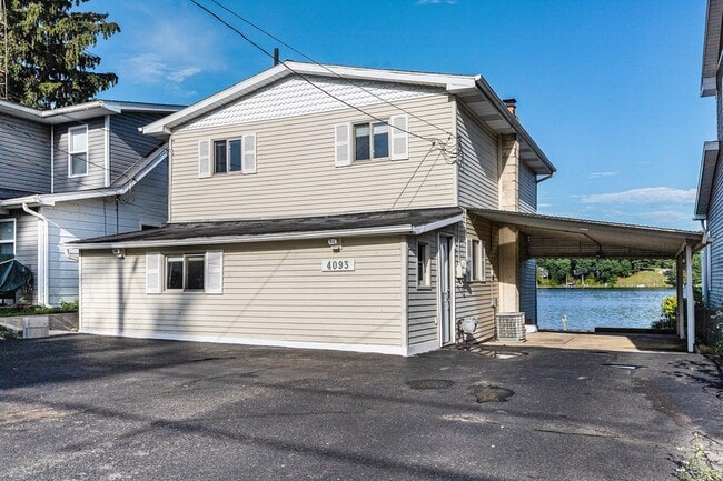 4093 Donnely Rd, Unit 5-B in Jackson, MI - Building Photo - Building Photo