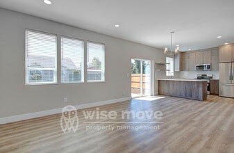 1309 N Garrison Rd in Vancouver, WA - Building Photo - Building Photo