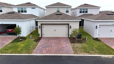 12742 Lavender Bloom Aly in Oakland, FL - Foto de edificio - Building Photo