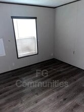 9000 Faires Rd in Charlotte, NC - Building Photo - Building Photo