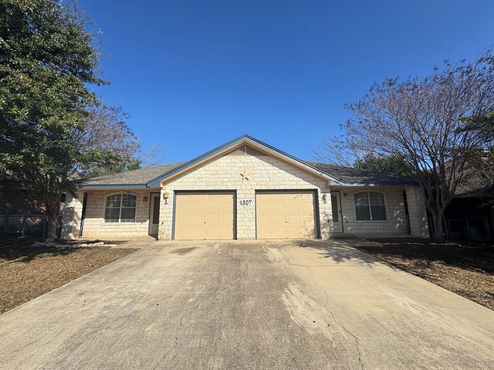 4807 John David Dr-Unit -Unit B in Killeen, TX - Building Photo