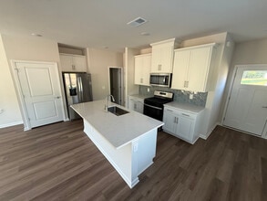1027 Winding Spg Dr in Mebane, NC - Building Photo - Building Photo