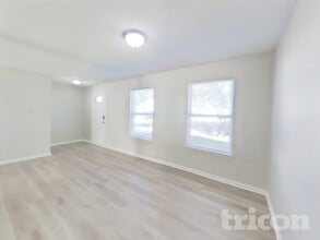 7589 Wheatgrass Ln in Noblesville, IN - Foto de edificio - Building Photo