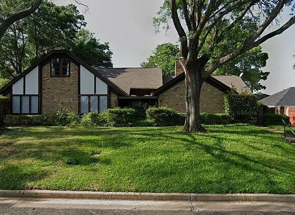 409 Top Hill Dr