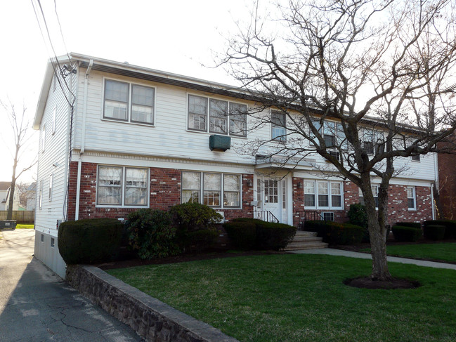 265 Circular Ave in Hamden, CT - Foto de edificio - Building Photo