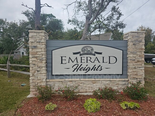 12115 Emerald Heights Ln in Pensacola, FL - Building Photo - Building Photo